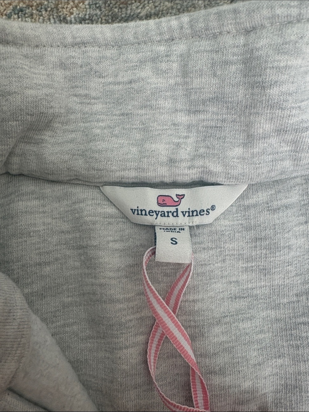Vineyard Vines Women's Light Gray Quarter-Zip Pullover - Picture 2 of 2